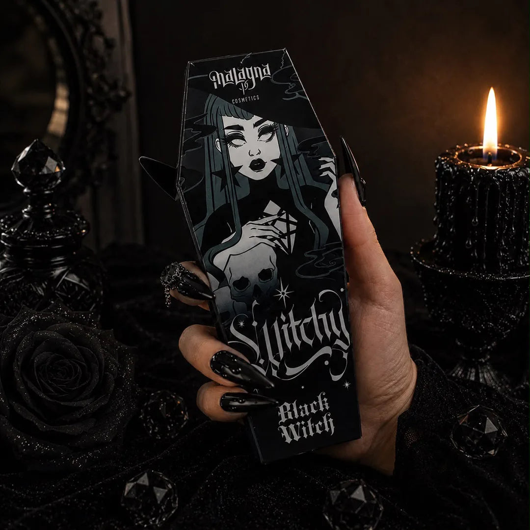 BLACK WITCH - Paleta de sombras - 5 tonos