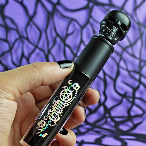 Labial GOTH Black gloss