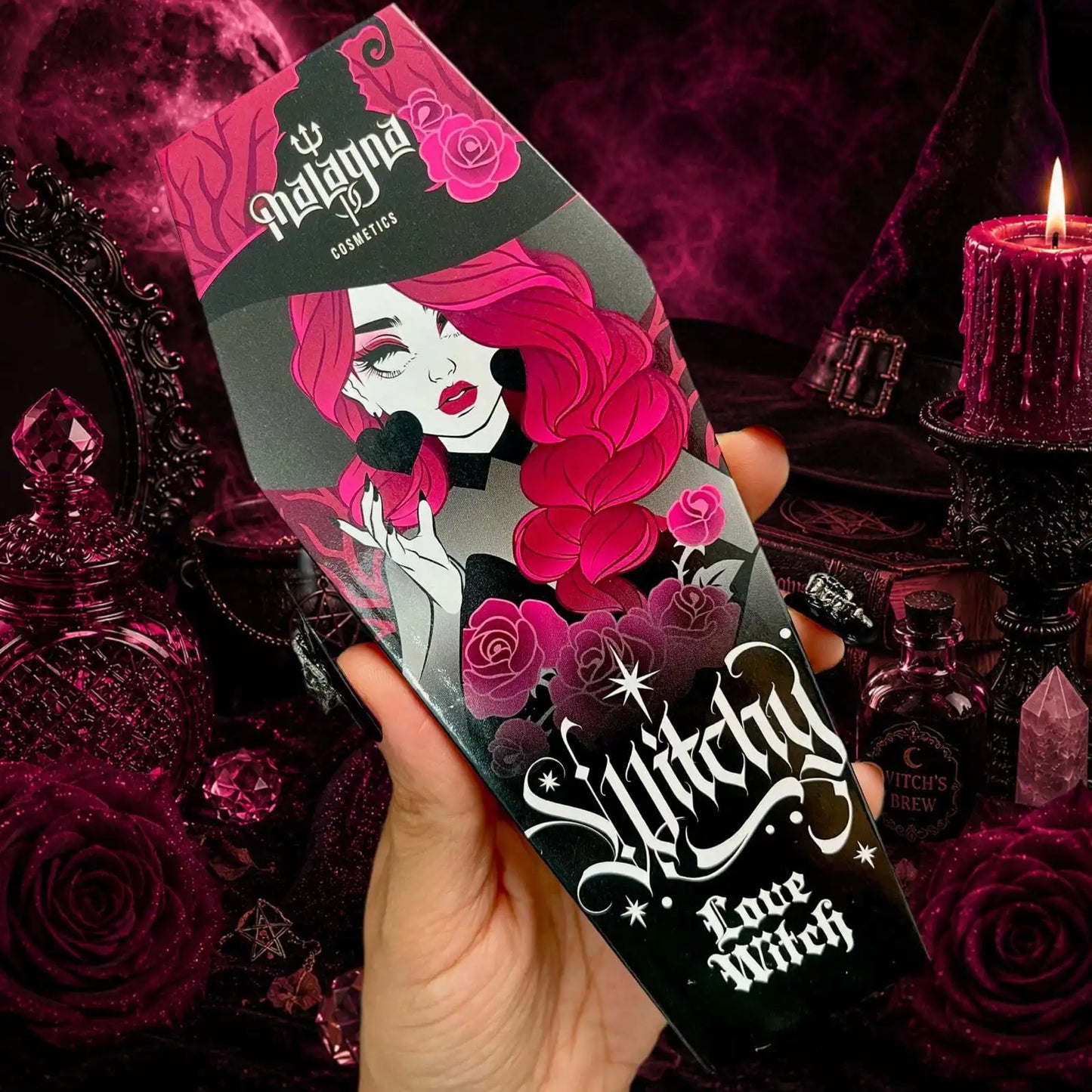 PREVENTA | LOVE WITCH - Paleta de sombras - 5 tonos