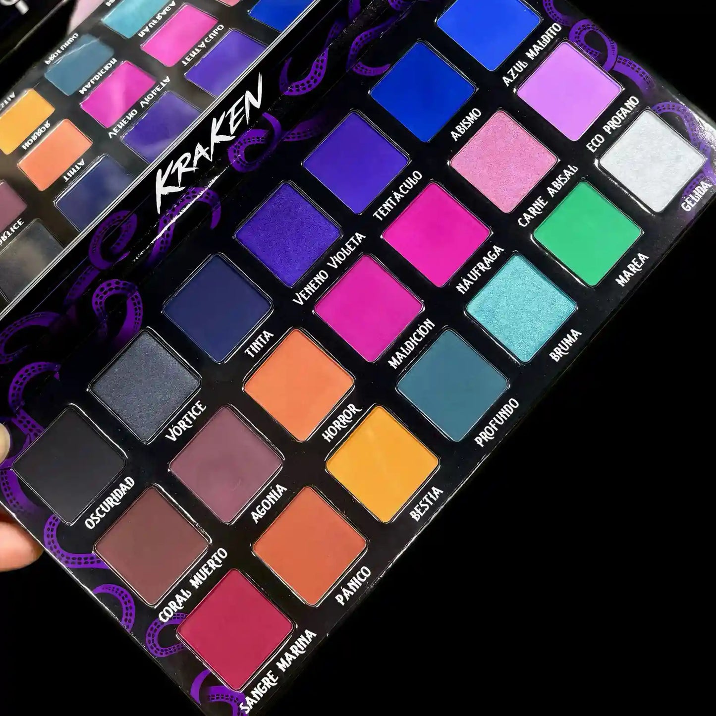 KRAKEN - Paleta de sombras - 21 tonos